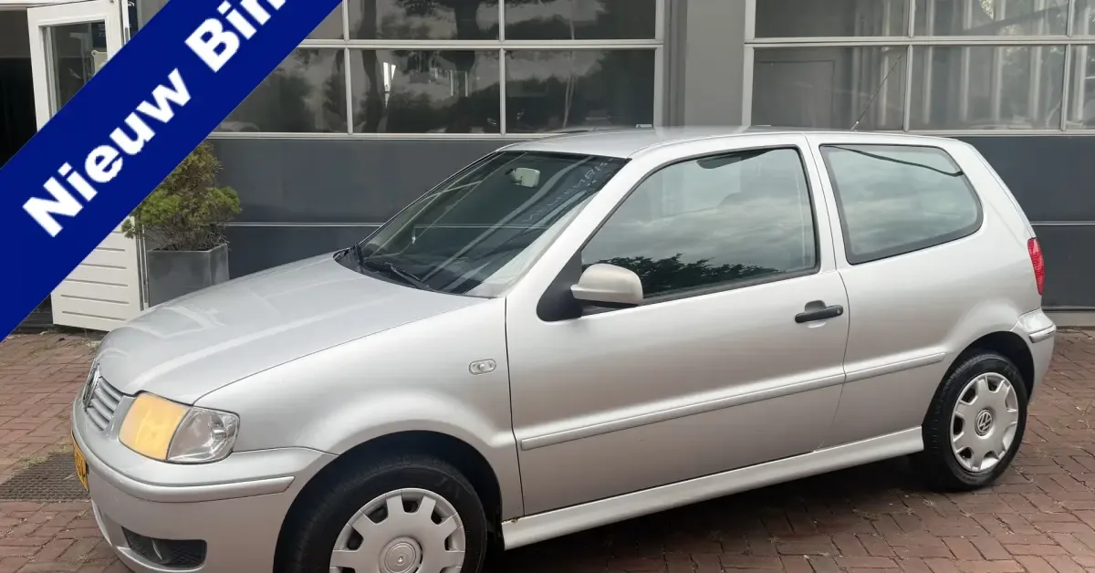 Volkswagen Polo (2001) — foto 1