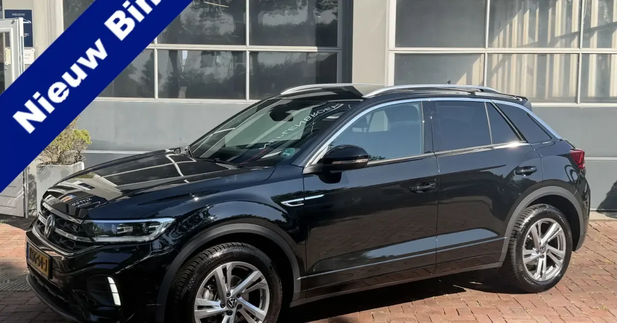 Volkswagen T-Roc (2025) — foto 1