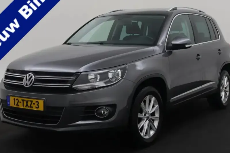 Volkswagen Tiguan (2012)