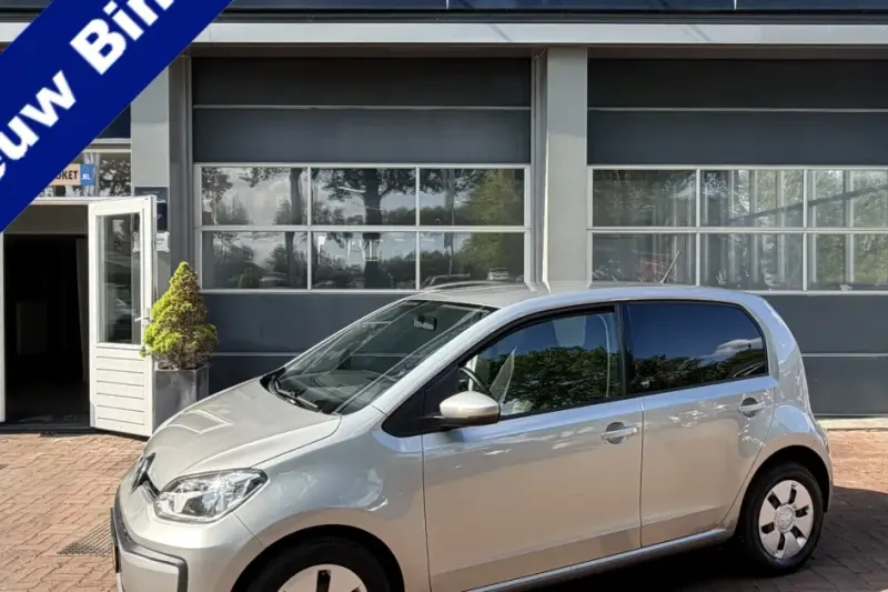 Volkswagen Up (2017)
