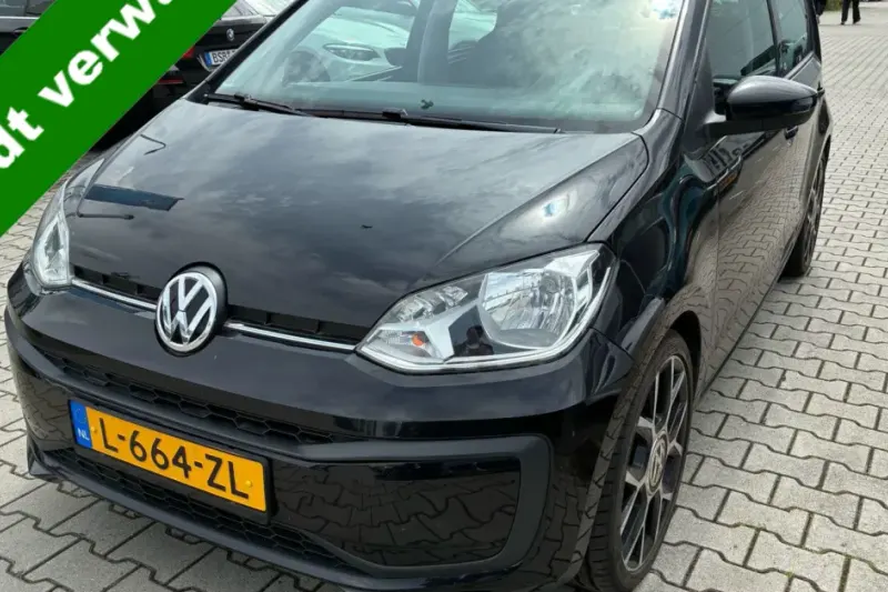 Volkswagen Up! (2017)