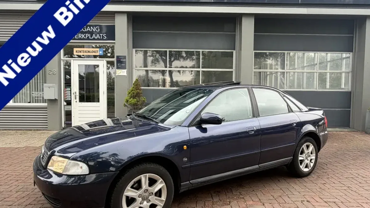 Audi A4 (1997) — foto 1