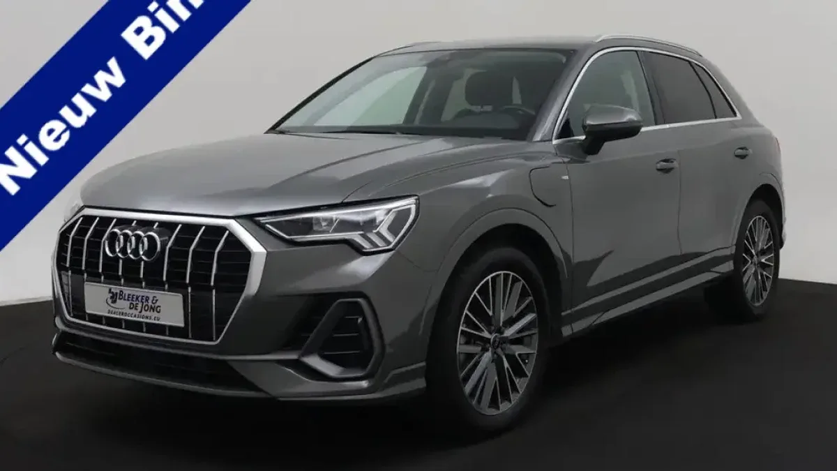Audi Q3 (2022) — foto 1
