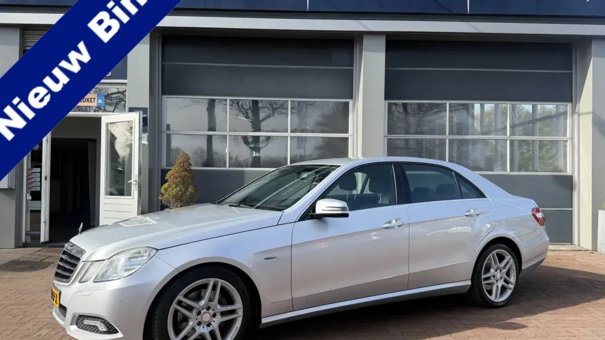 Mercedes-Benz E-Klasse (2010) — foto 1