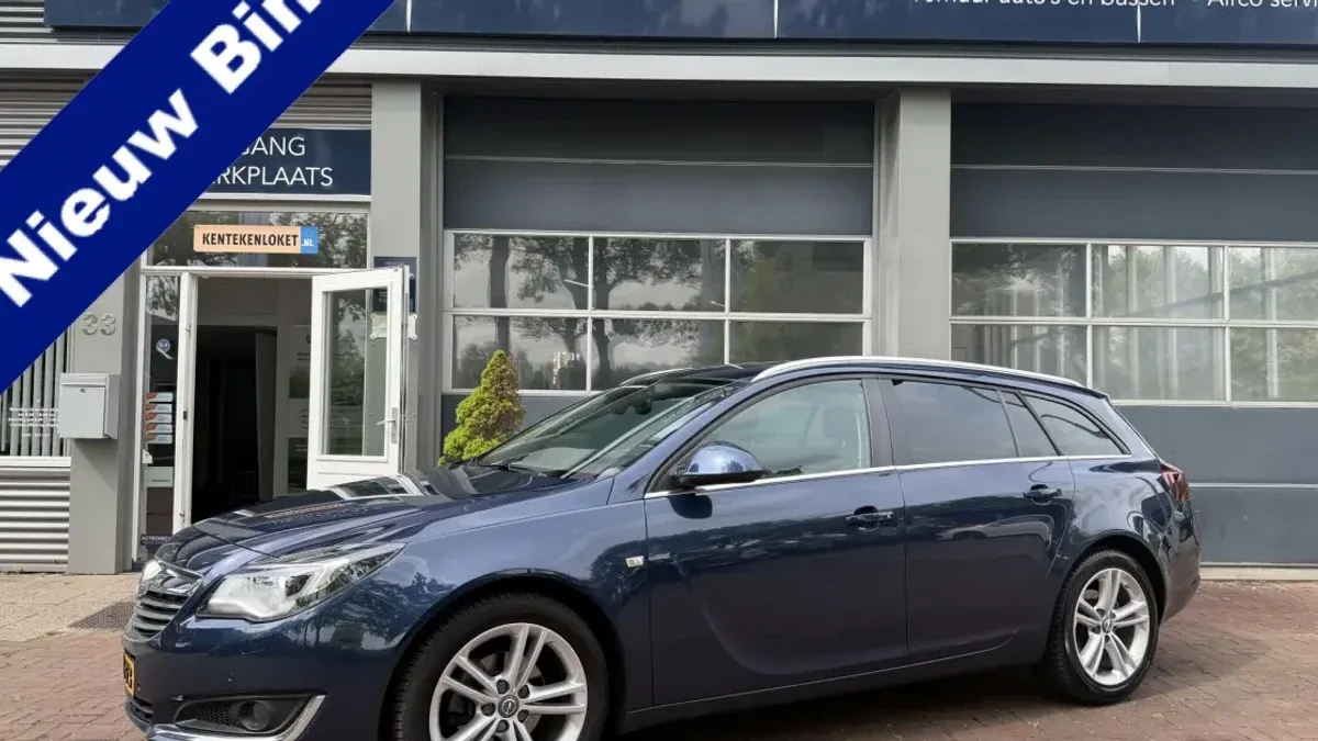 Opel Insignia (2013) — foto 1