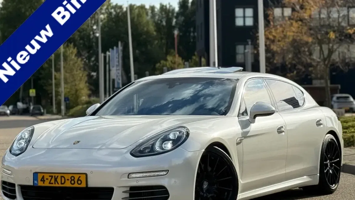 Porsche Panamera (2015) — foto 1