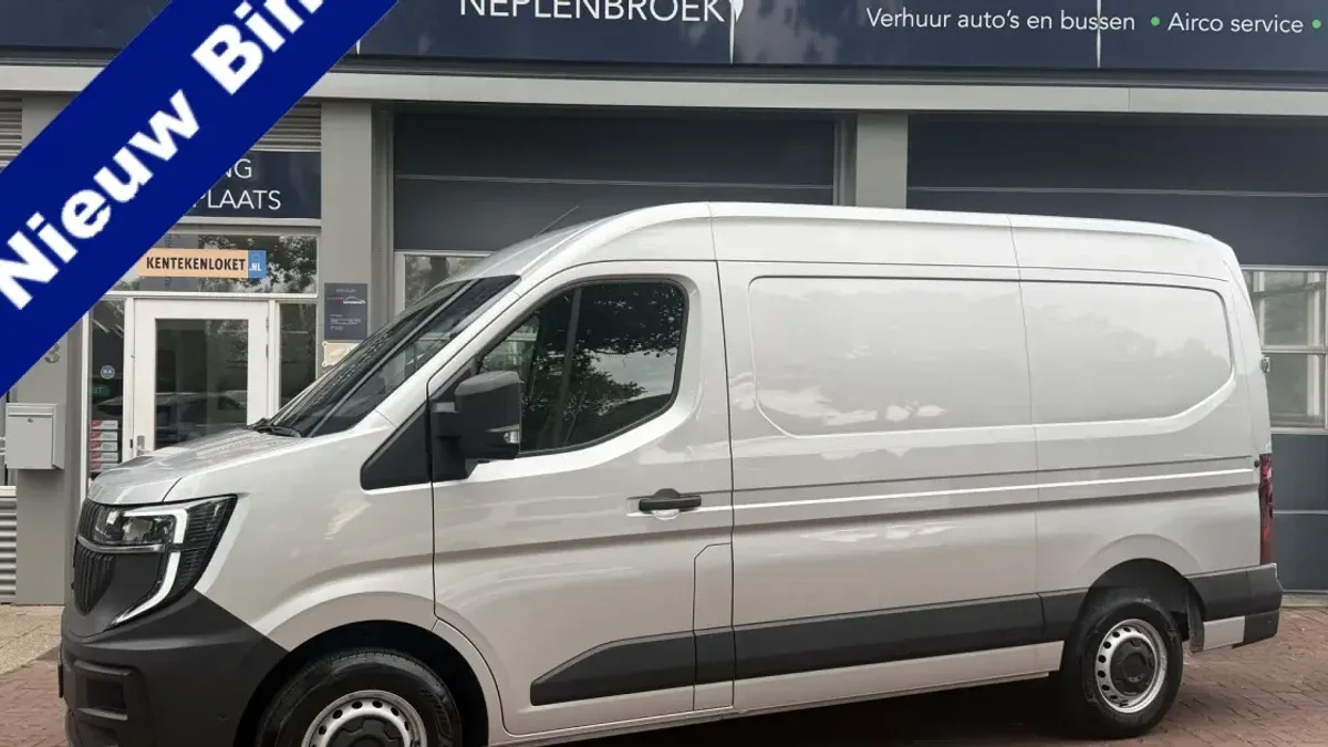 Renault Master (2024) — foto 1