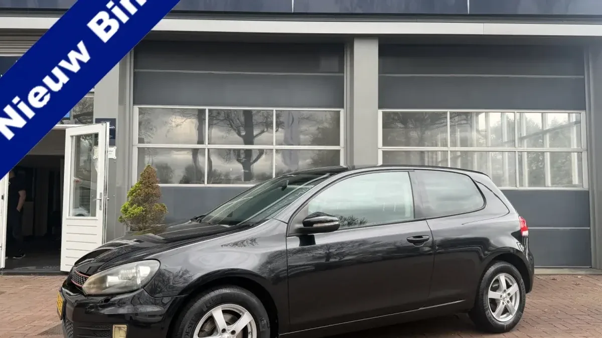 Volkswagen Golf (2009) — foto 1