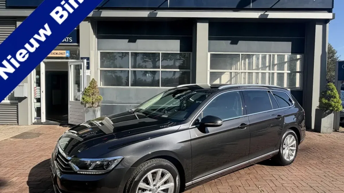 Volkswagen Passat (2019) — foto 1