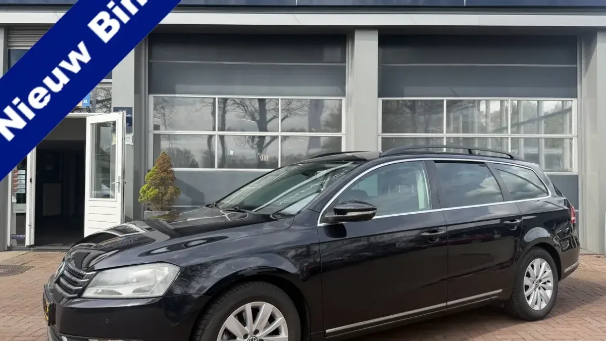 Volkswagen Passat (2012) — foto 1