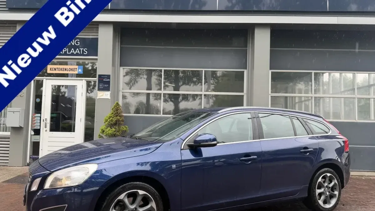 Volvo V60 (2012) — foto 1