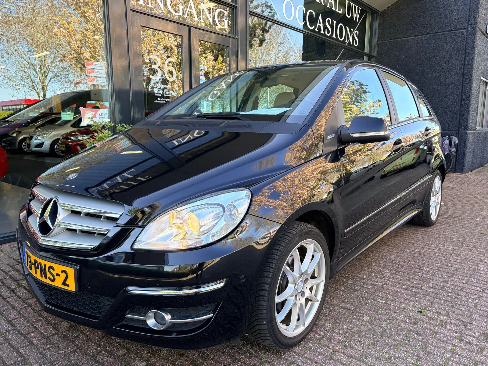 Mercedes-Benz B-Klasse (2011) — foto 1