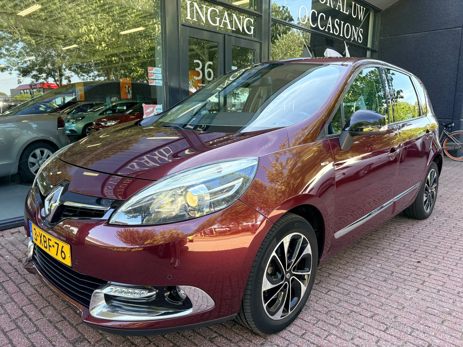 Renault Scénic (2014) — foto 1