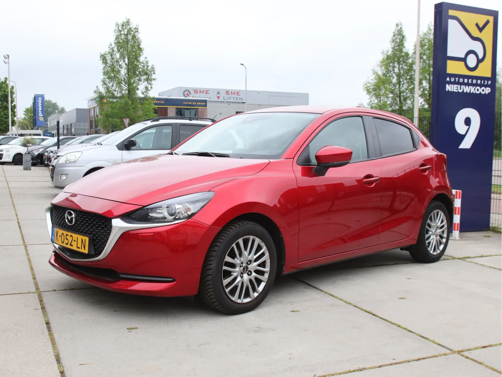 Mazda 2 (2021) — foto 1