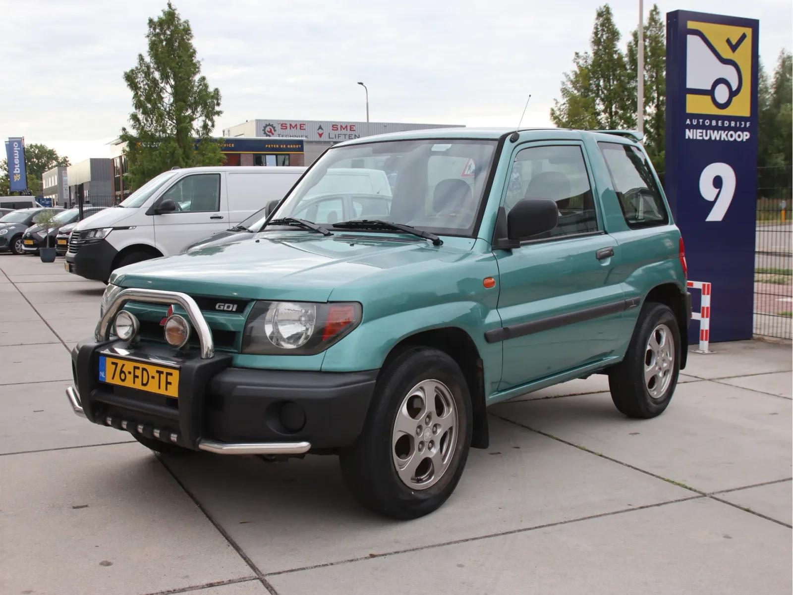 Mitsubishi Pajero (2000) — foto 1