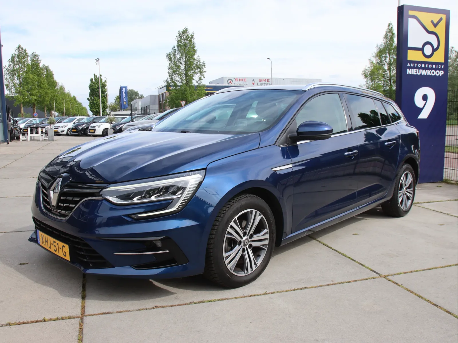 Renault Mégane (2021) — foto 1