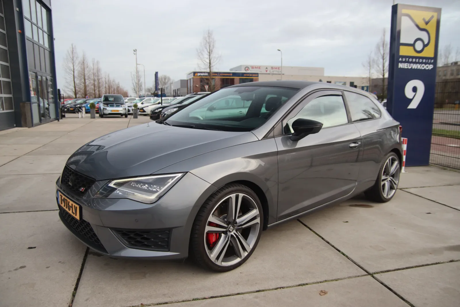 SEAT Leon (2014) — foto 1