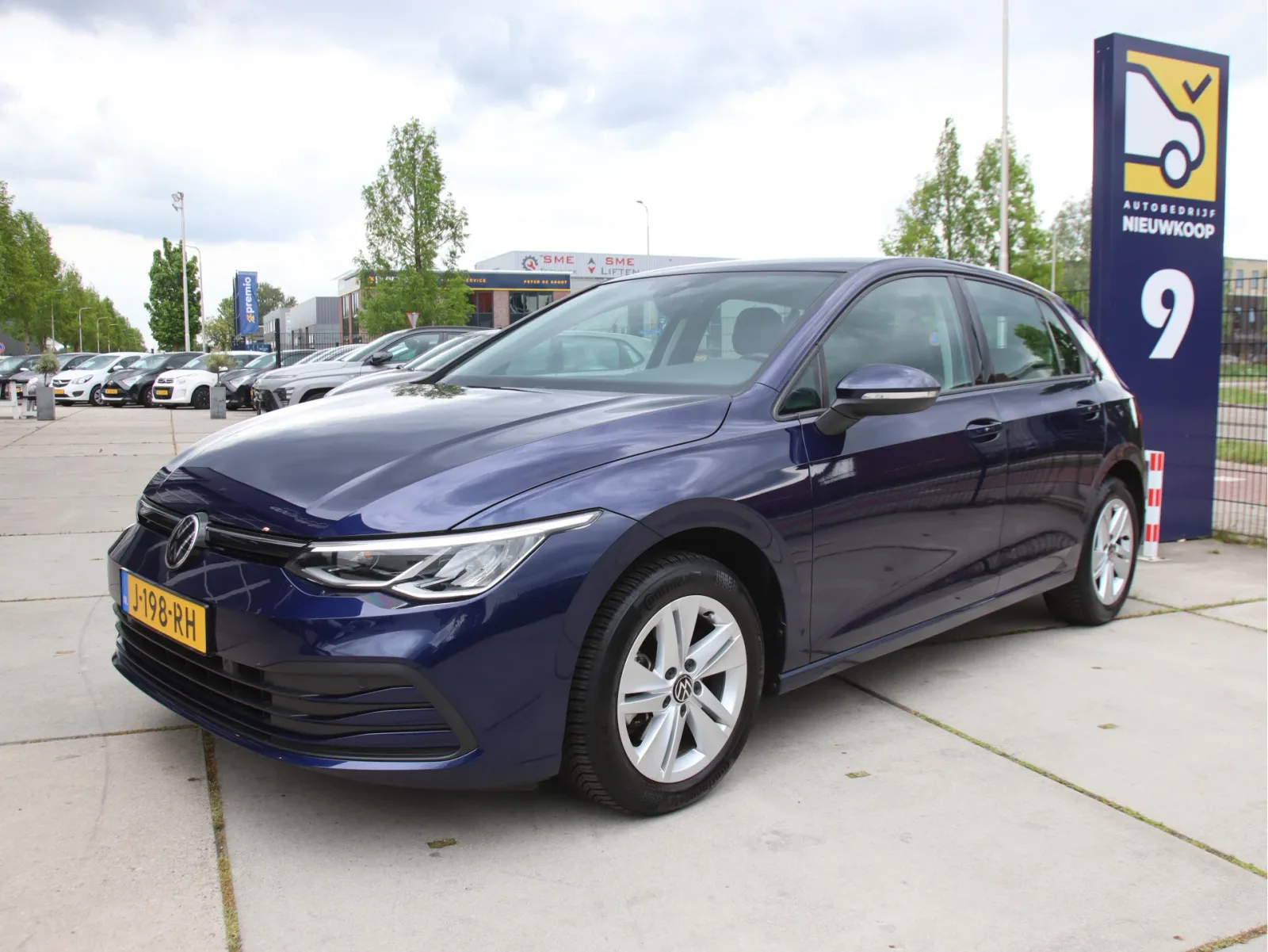 Volkswagen Golf (2020) — foto 1