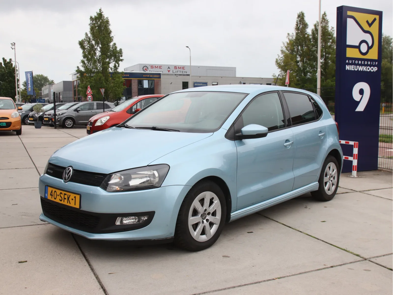 Volkswagen Polo (2011) — foto 1