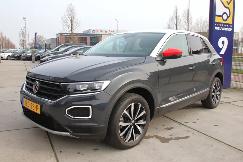 Volkswagen T-Roc (2021)