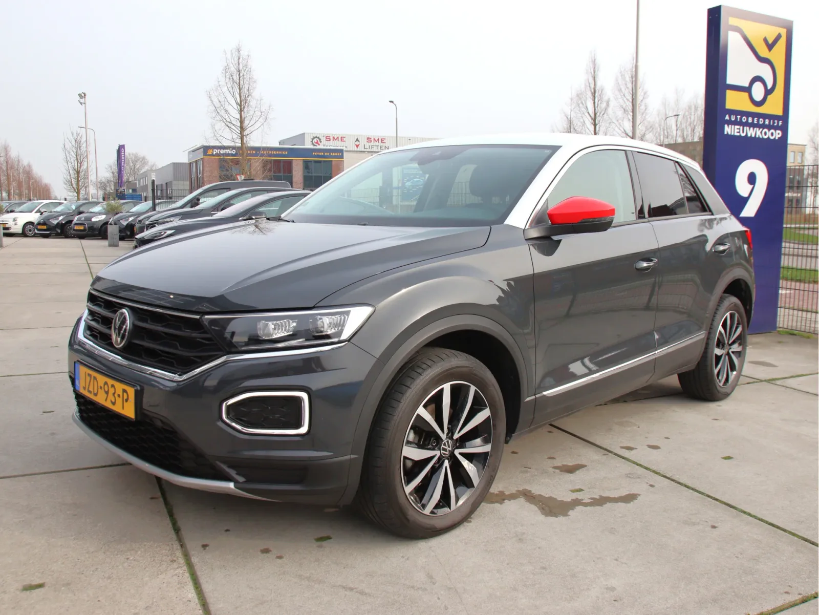 Volkswagen T-Roc (2021) — foto 1