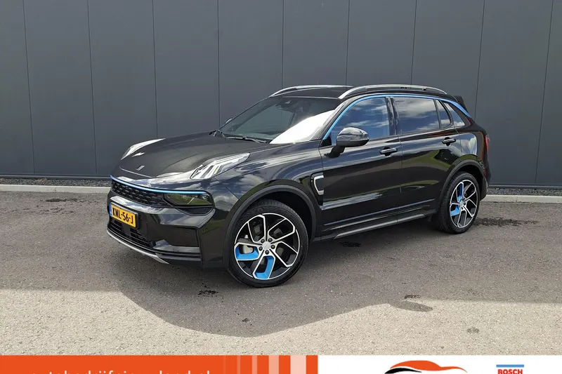 Lynk & Co 01 (2024)