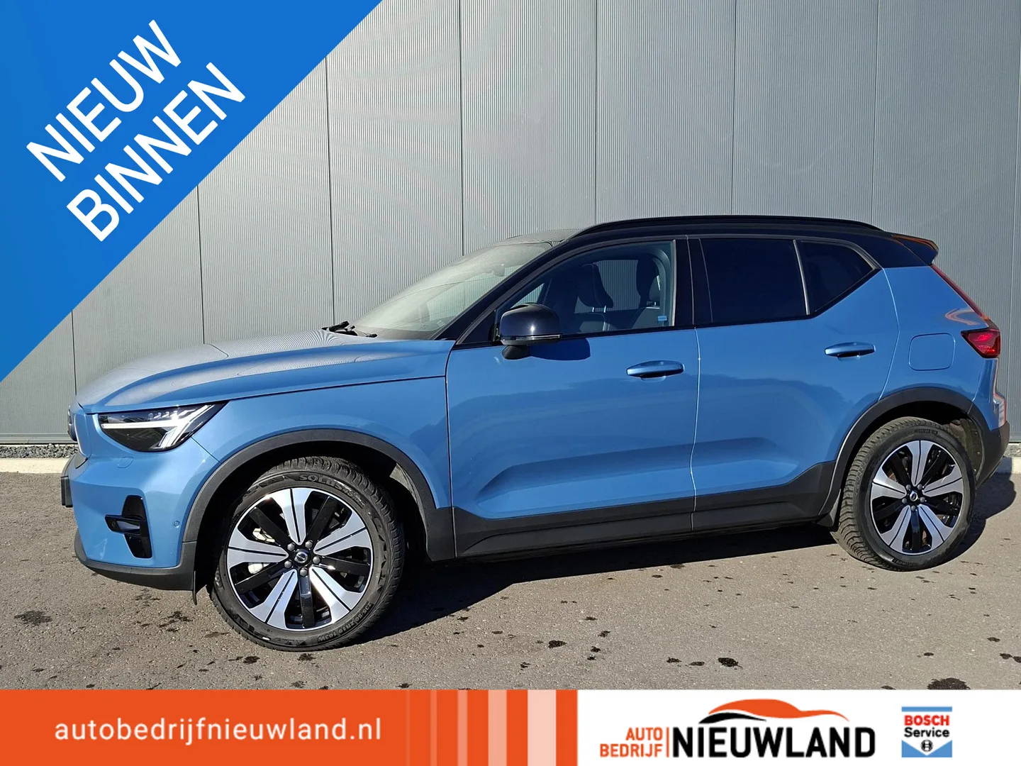Volvo XC40 (2023) — foto 1