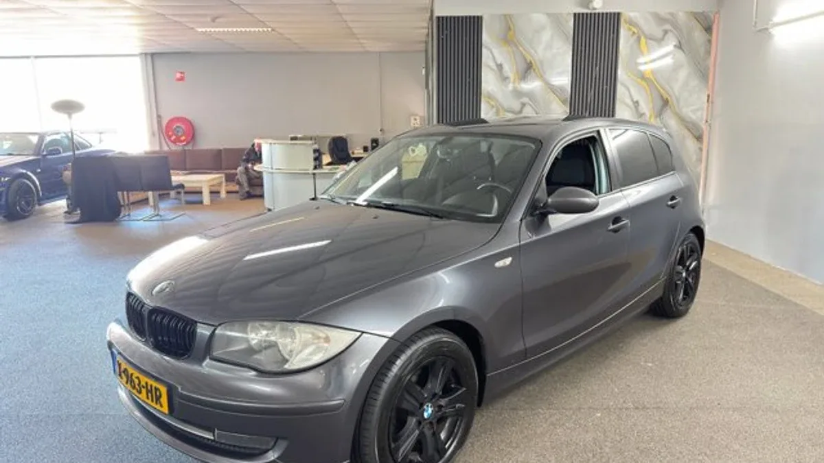 BMW 1-Serie (2007) — foto 1