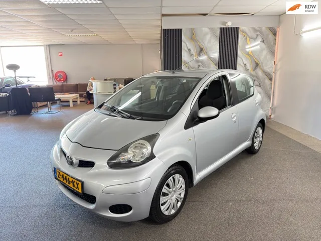 Toyota Aygo (2009) — foto 1