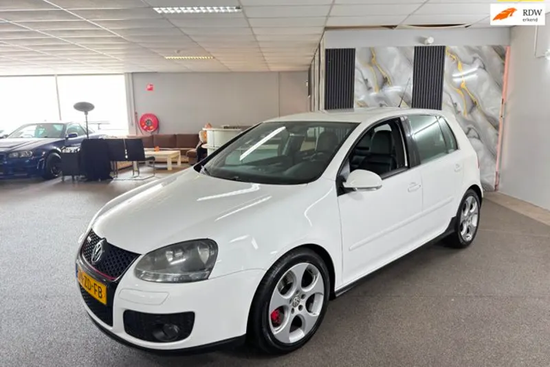 Volkswagen Golf (2008)