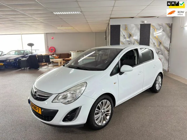 Opel Corsa (2012) — foto 1