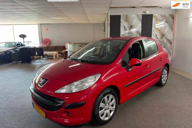 Peugeot 207 (2007)