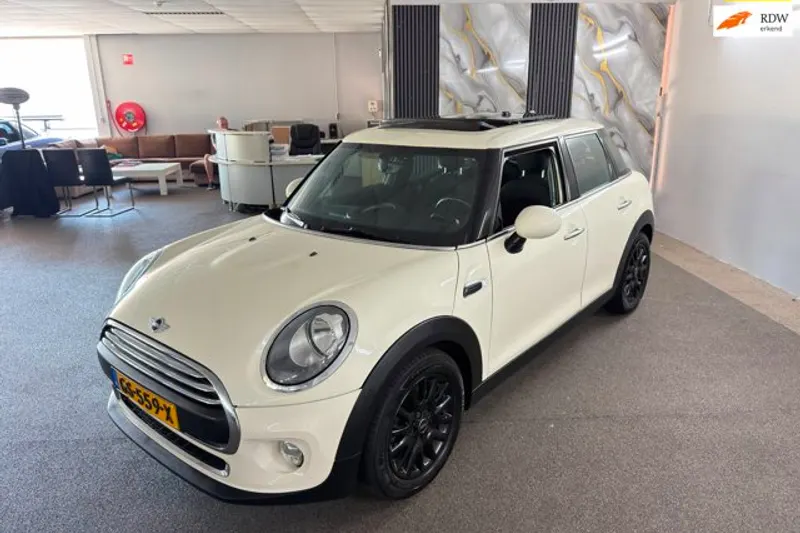MINI 5-Deurs (2015)