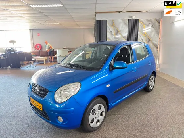 Kia Picanto (2010) — foto 1