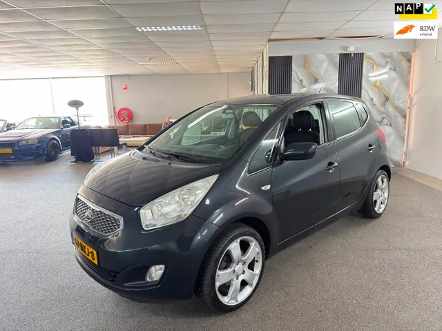 Kia Venga (2010) — foto 1