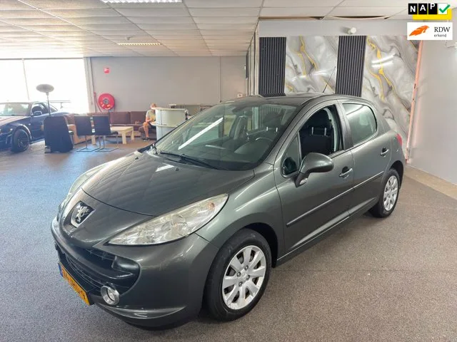 Peugeot 207 (2009) — foto 1