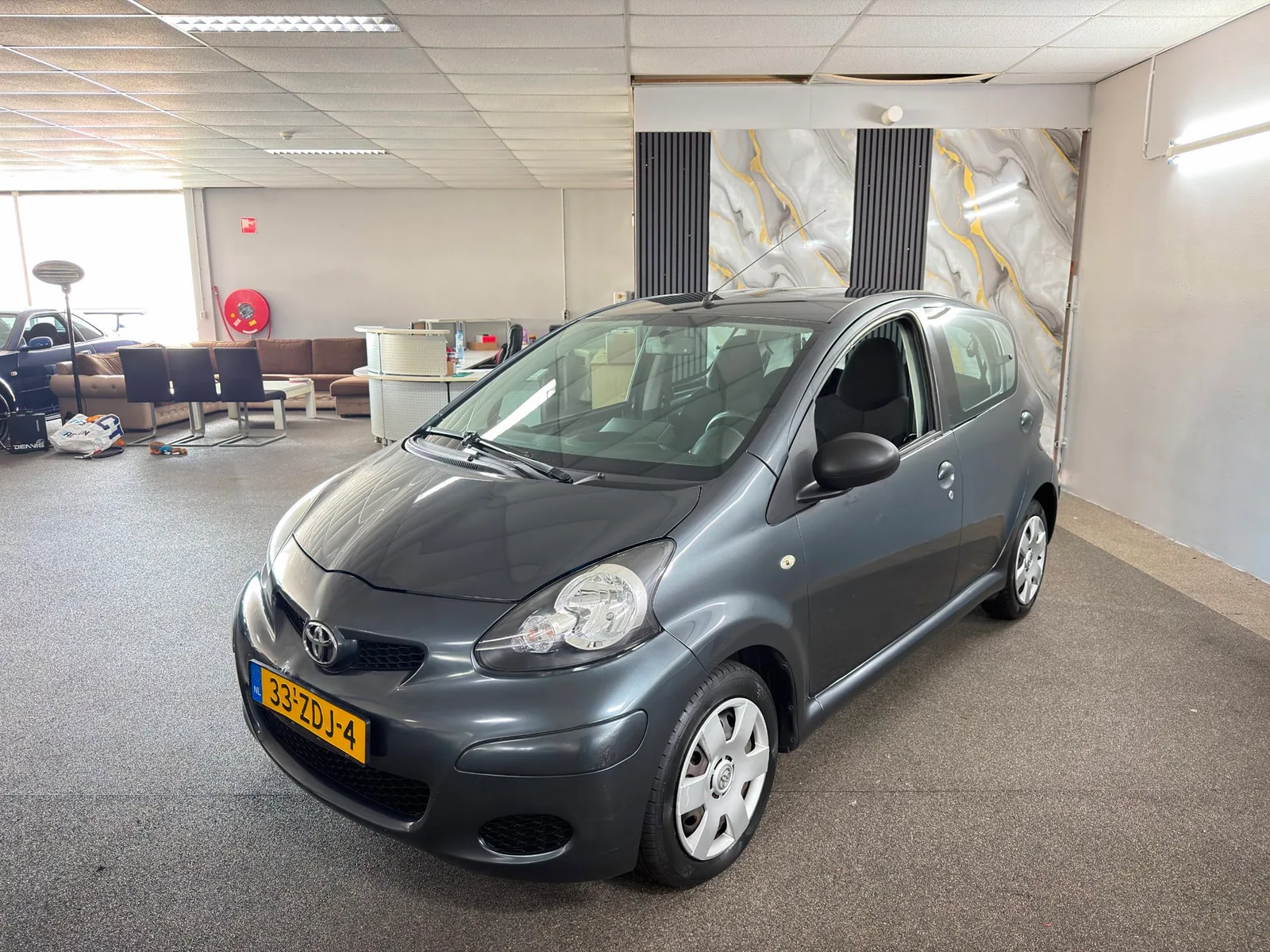 Toyota Aygo (2011) — foto 1