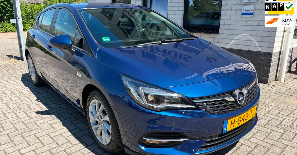 Opel Astra (2020) — foto 1
