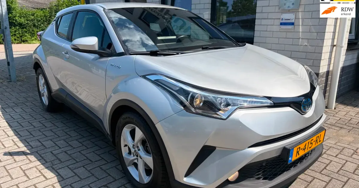 Toyota C-HR (2019) — foto 1