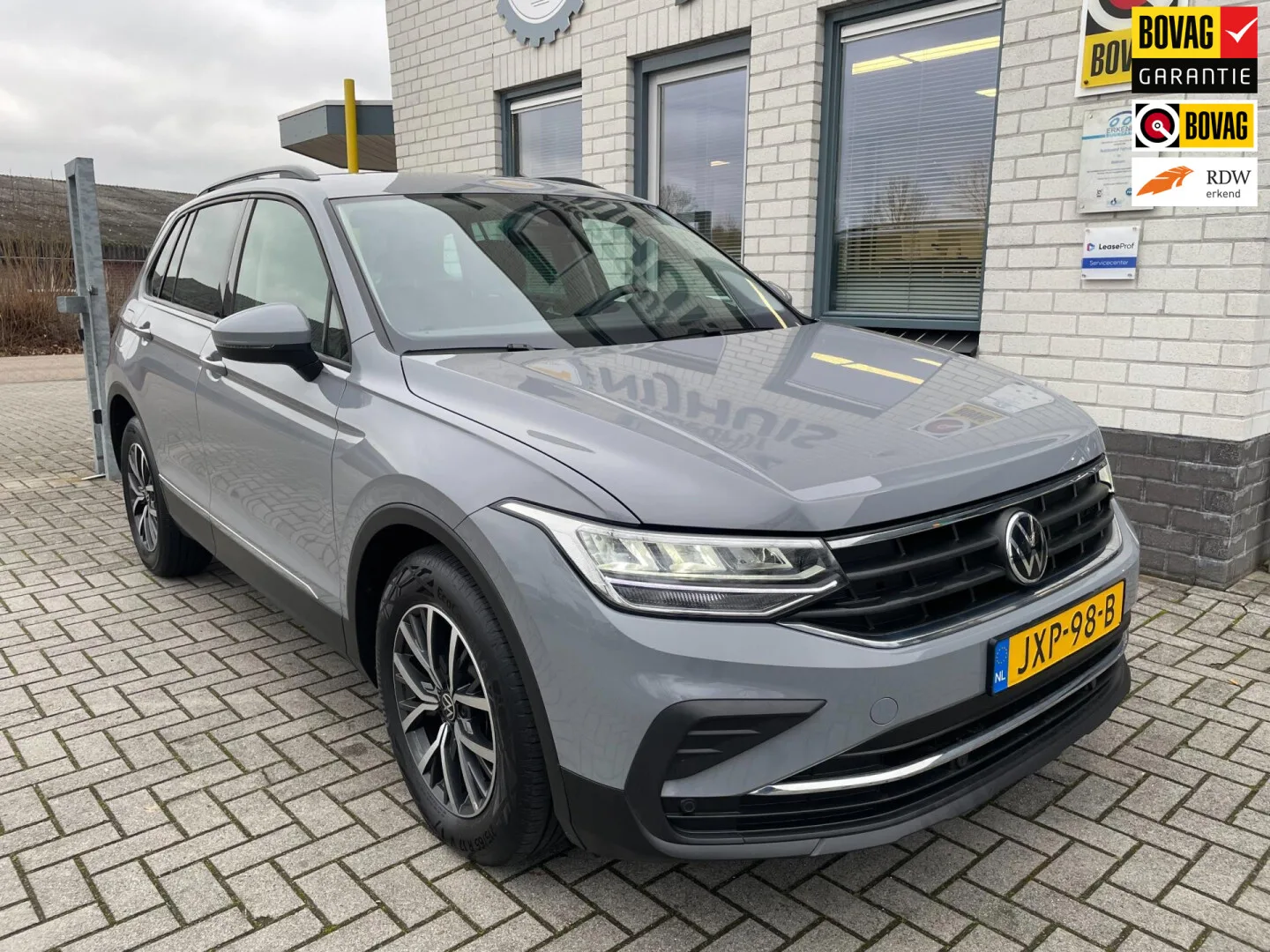 Volkswagen Tiguan (2021) — foto 1