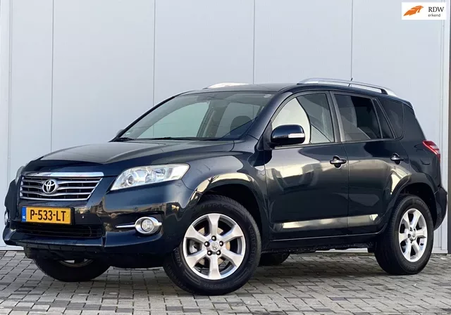 Toyota RAV4 (2012) — foto 1