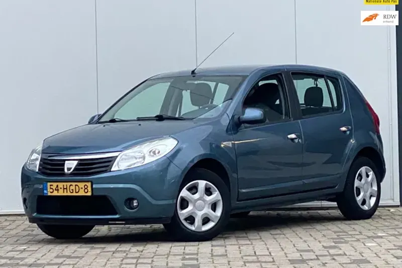 Dacia Sandero (2008)