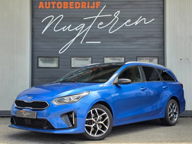 Kia Ceed Sportswagon (2020) — foto 1
