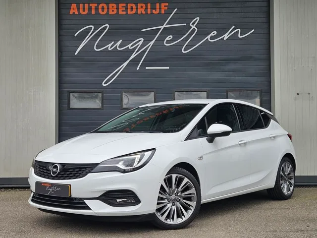 Opel Astra (2021) — foto 1
