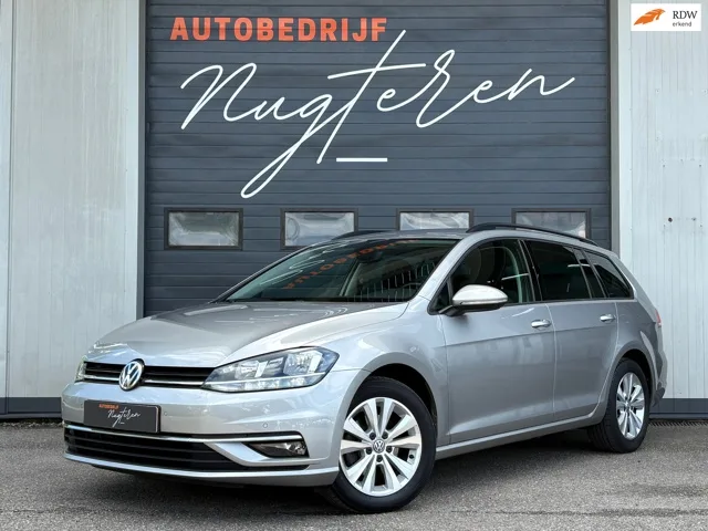 Volkswagen Golf (2018) — foto 1