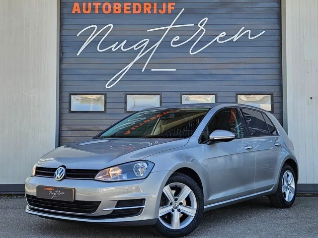 Volkswagen Golf (2012) — foto 1