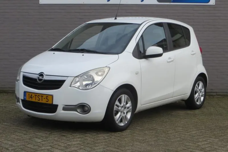 Opel Agila (2012)