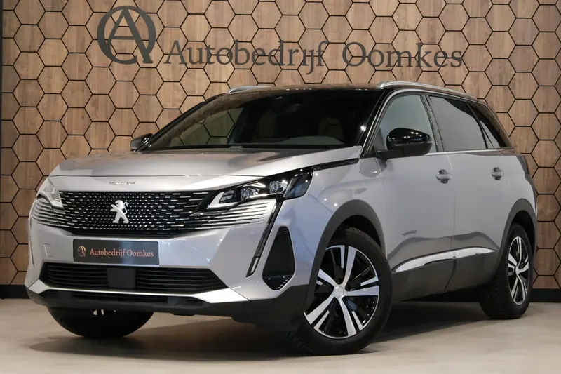 Peugeot 5008 (2022)