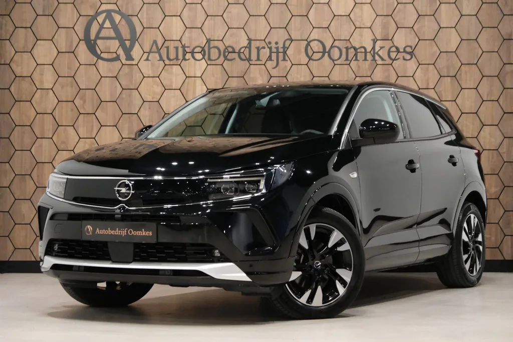 Opel Grandland (2023) — foto 1