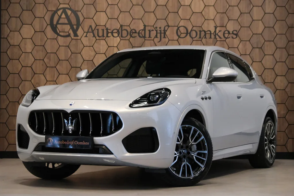 Maserati Grecale (2024) — foto 1
